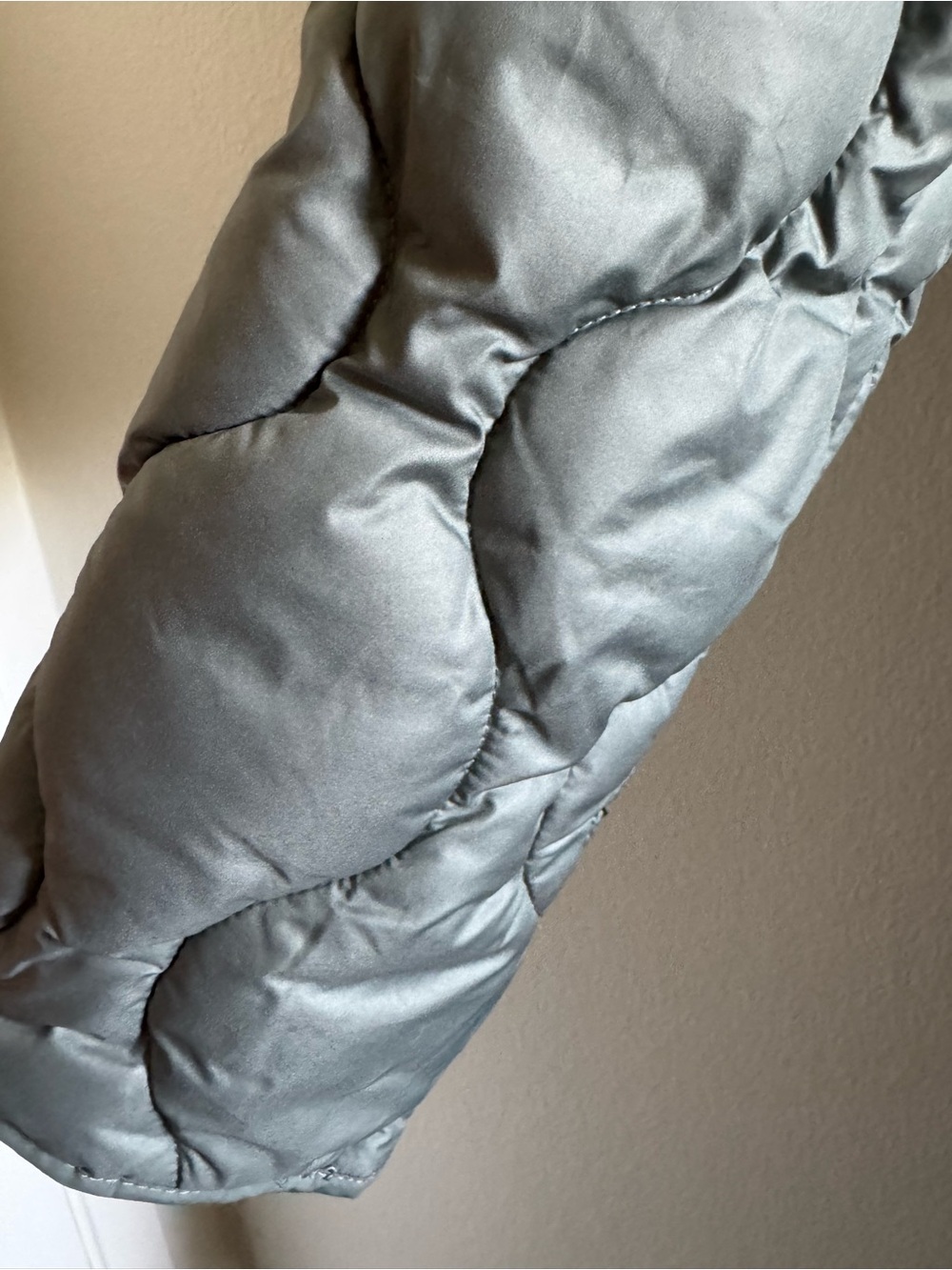 Mango Quilted Hooded Long Puffer Coat in Sage Green size Small - Picture 9 of 12